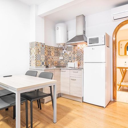 Apartamentos El Castell Benidorm Old-Town Екстериор снимка