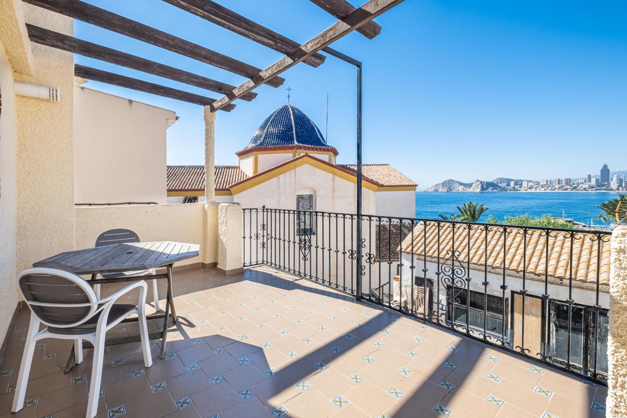 Apartamentos El Castell Benidorm Old-Town Екстериор снимка