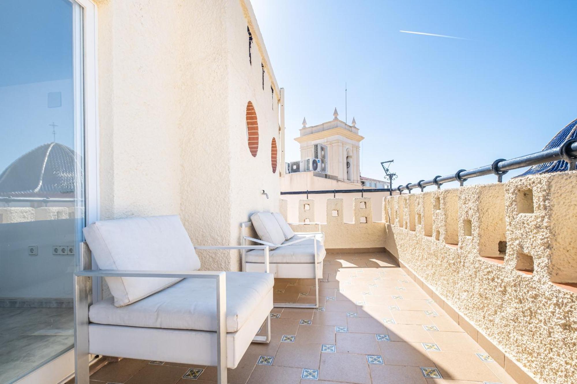 Apartamentos El Castell Benidorm Old-Town Стая снимка